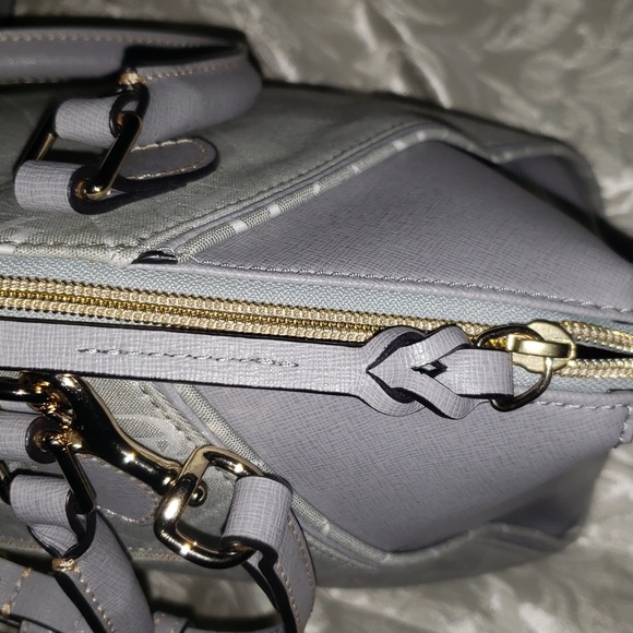 Dooney & Bourke Maxi Quilt Sydney - Picture 7 of 11